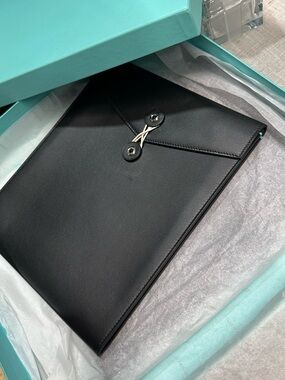 TIFFANY & CO BLACK LEATHER INTEROFFICE MAIL ENVELOPE RARE HTF UNISEX UNUSED NEW